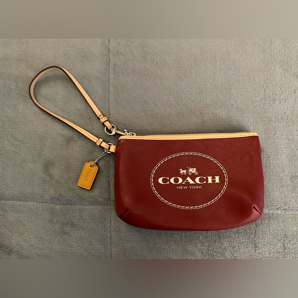 NWOT - Coach Wristlet, Horse And Carriage New York Logo, Crimson Red